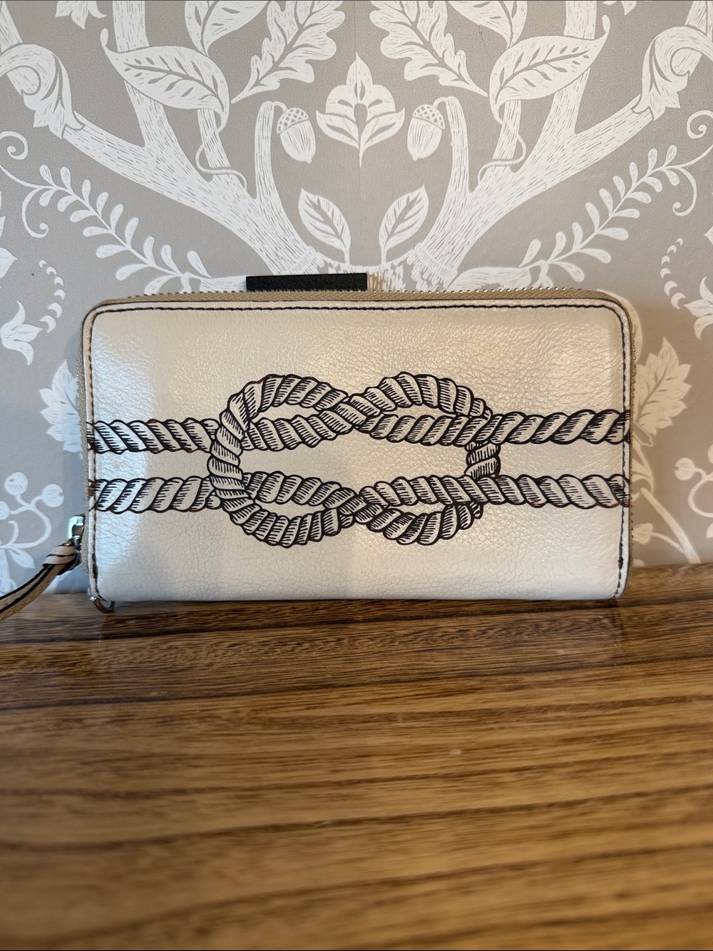 Brighton Off White Seascape Tech Phone Wallet